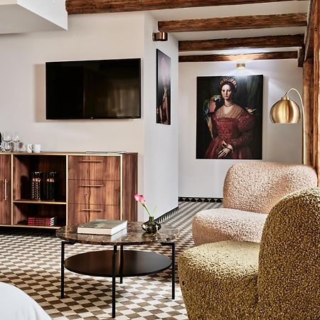 Hotel Pietryna Lodz  Ngoại thất bức ảnh