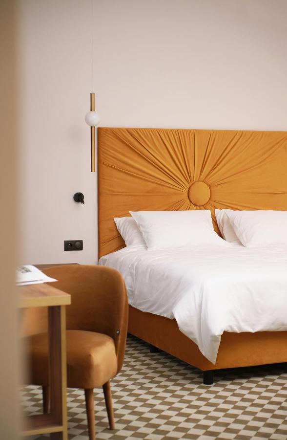 Hotel Pietryna Lodz  Ngoại thất bức ảnh