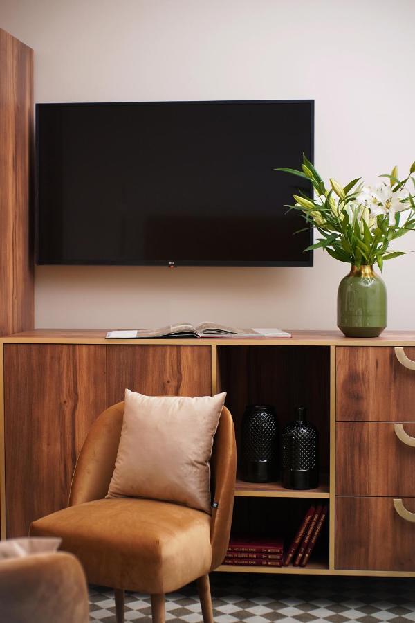 Hotel Pietryna Lodz  Ngoại thất bức ảnh