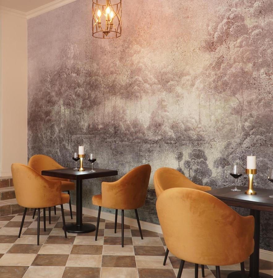 Hotel Pietryna Lodz  Ngoại thất bức ảnh