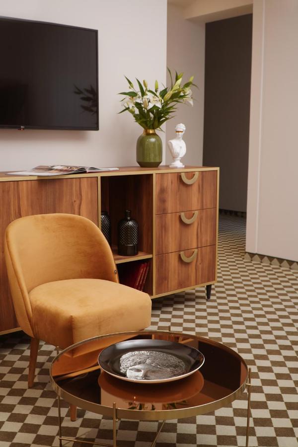 Hotel Pietryna Lodz  Ngoại thất bức ảnh
