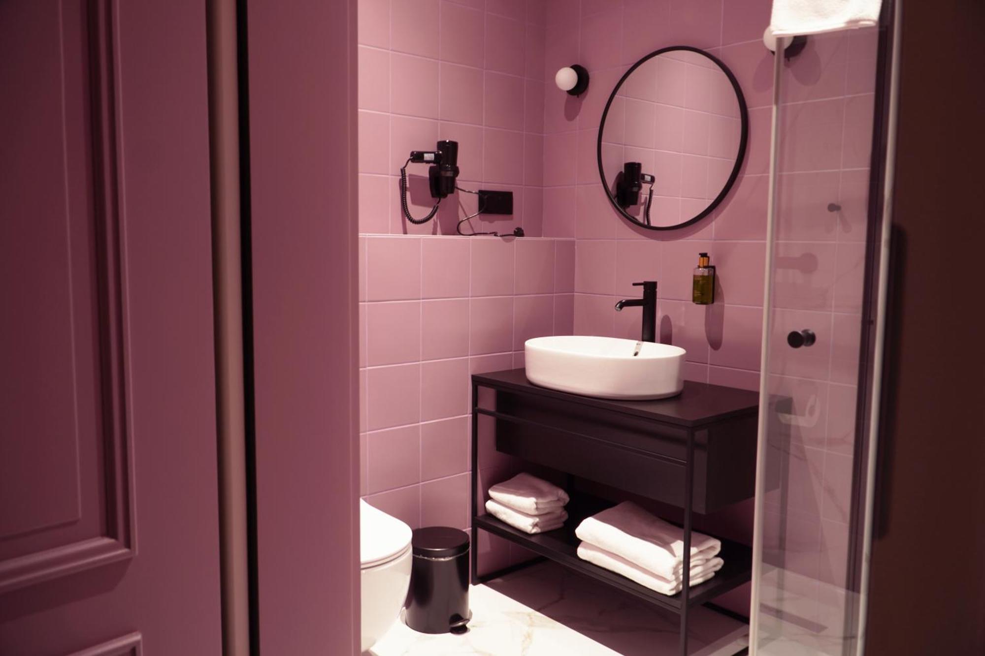 Hotel Pietryna Lodz  Ngoại thất bức ảnh