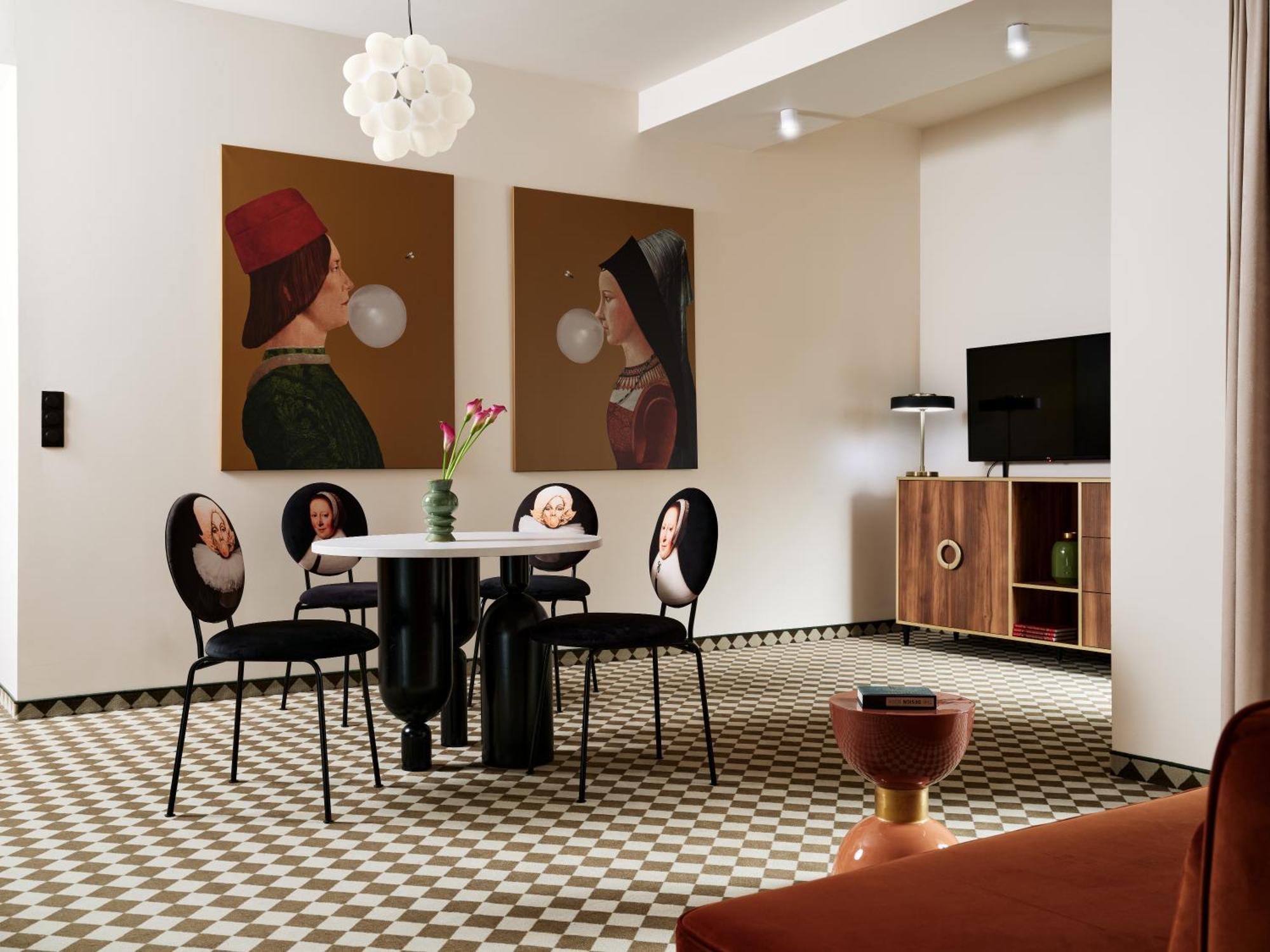 Hotel Pietryna Lodz  Ngoại thất bức ảnh