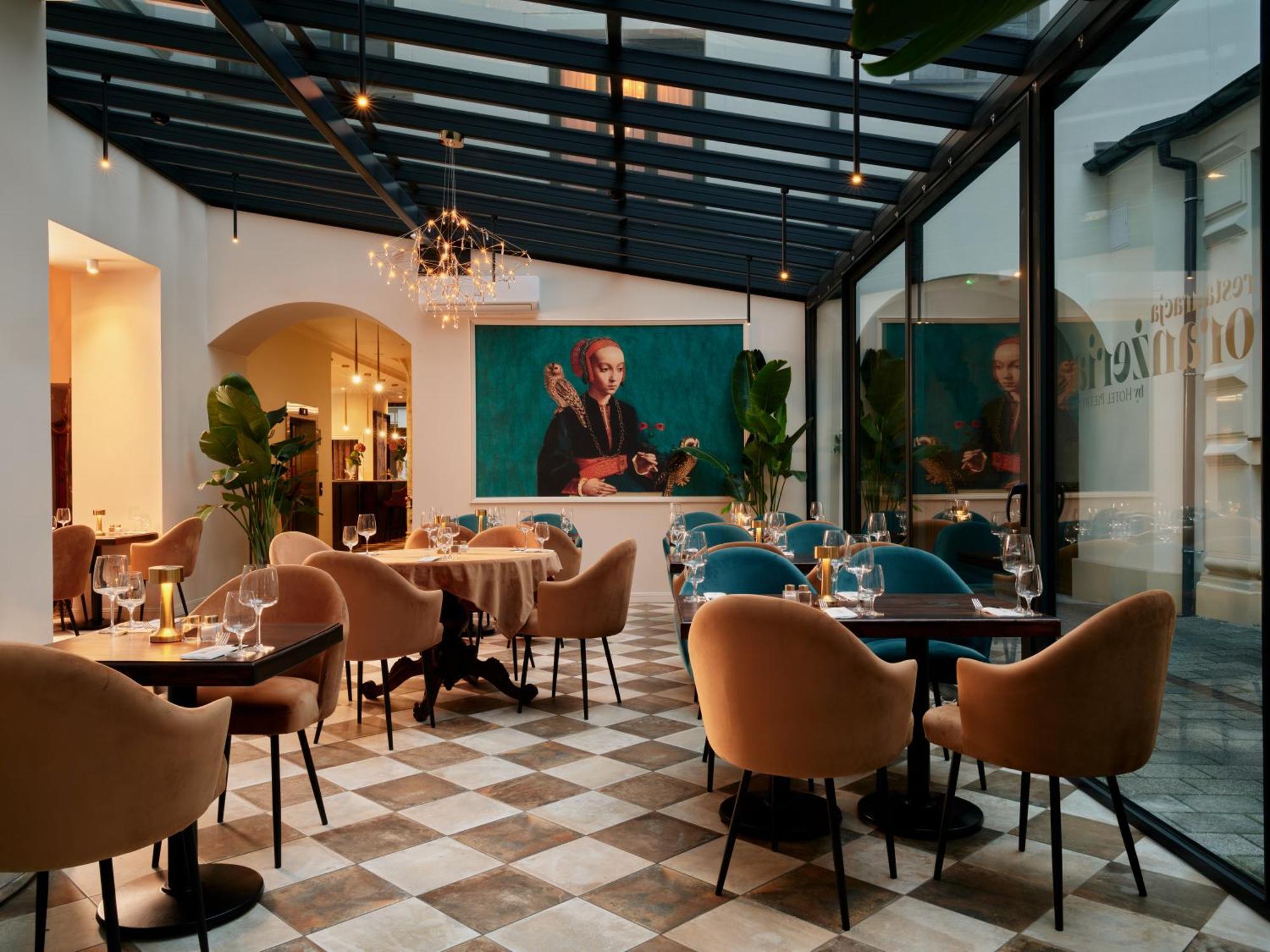 Hotel Pietryna Lodz  Ngoại thất bức ảnh
