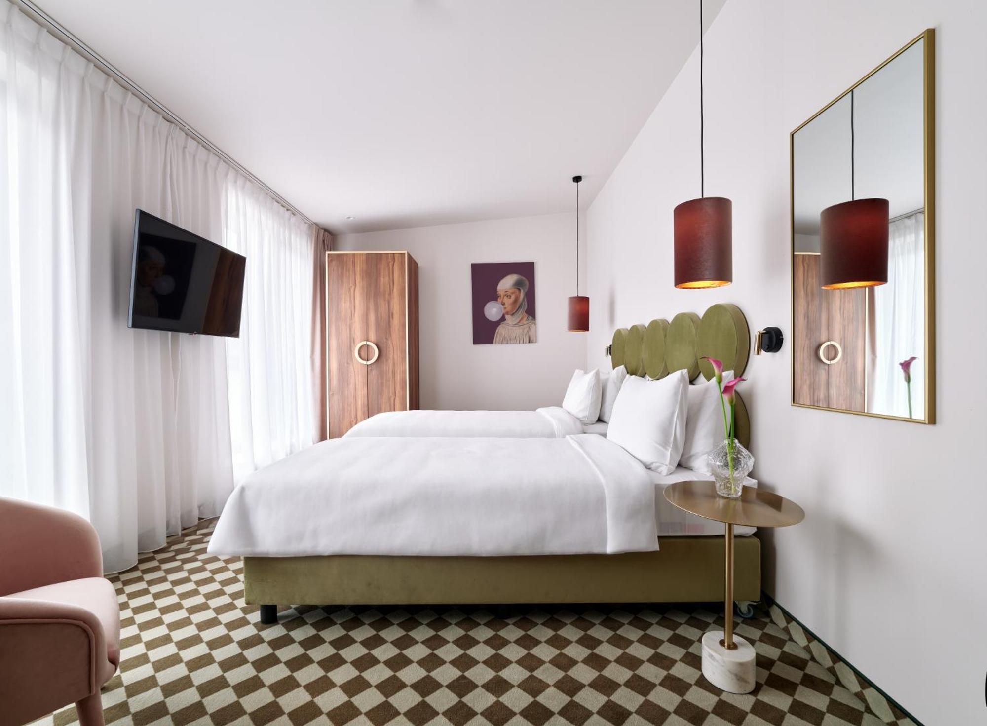 Hotel Pietryna Lodz  Ngoại thất bức ảnh