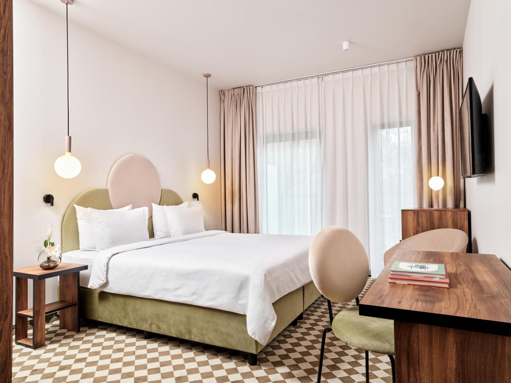 Hotel Pietryna Lodz  Ngoại thất bức ảnh